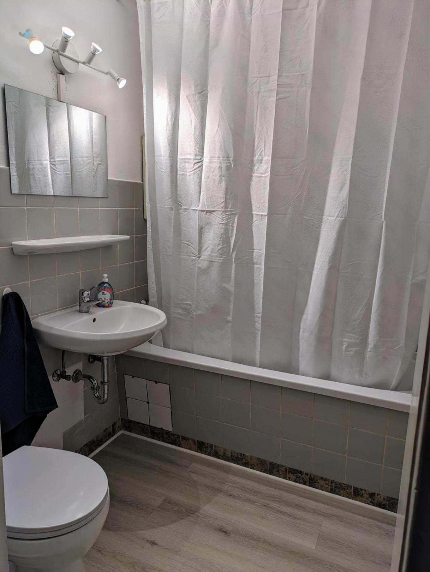 Interaktiv Appartements In Ratingen - Duesseldorferstrasse Eksteriør billede