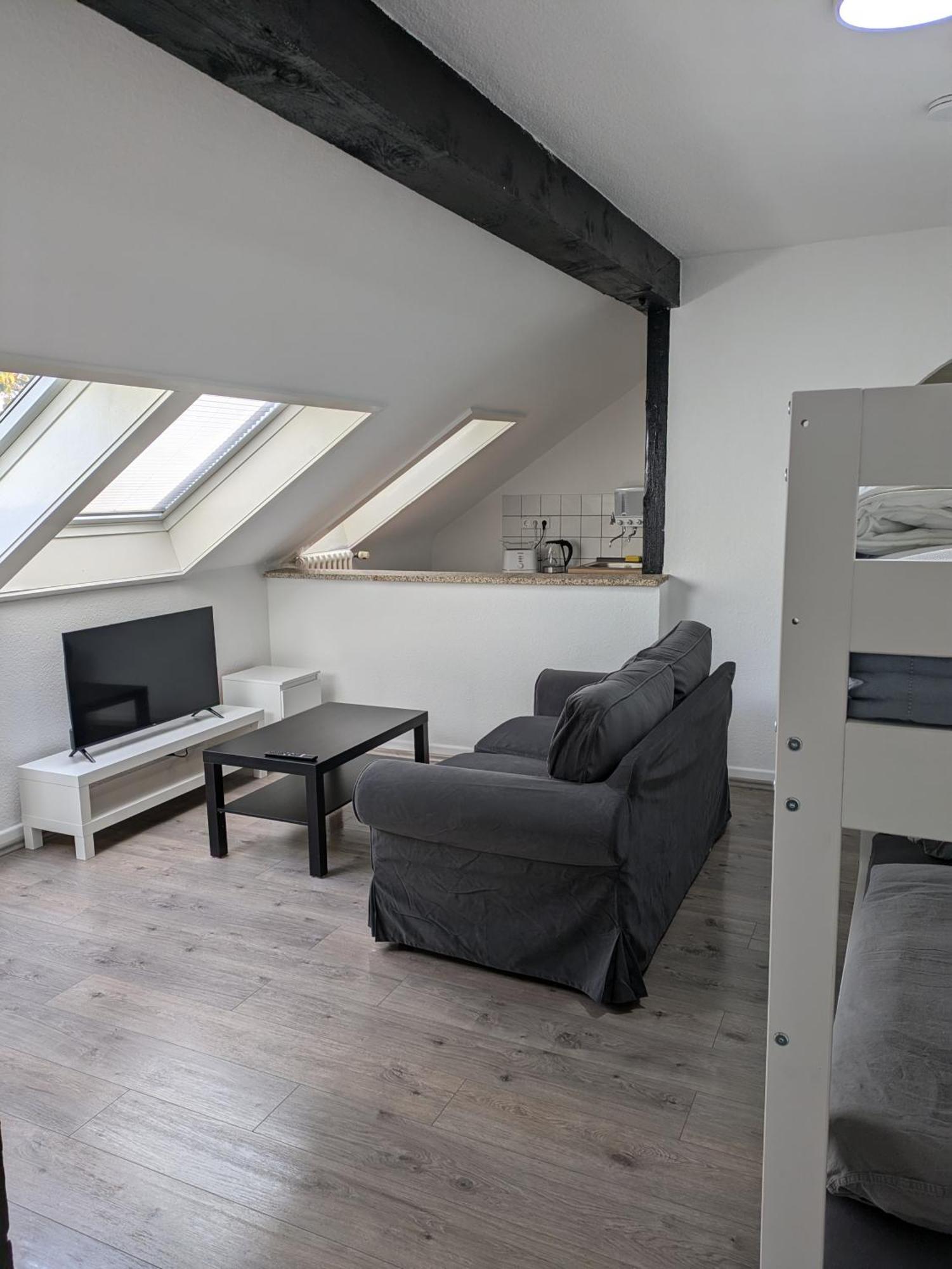 Interaktiv Appartements In Ratingen - Duesseldorferstrasse Eksteriør billede
